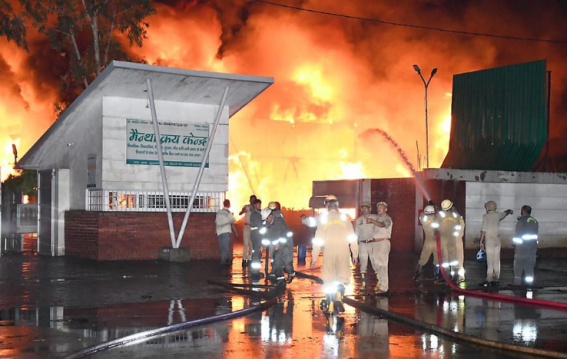Massive Fire During Storm Destroys 200 Houses in Uttar Pradesh's Budaun District